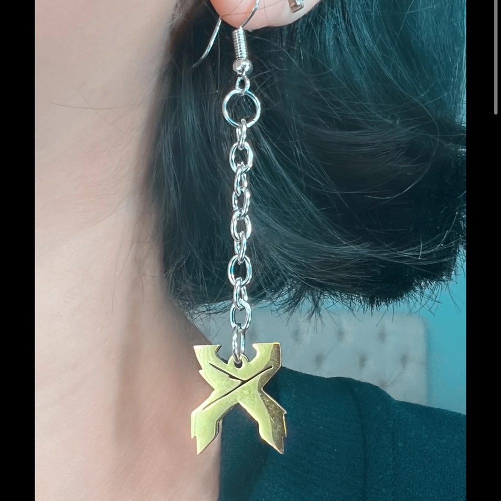 Mixed metal X earrings from slaydarave ✨